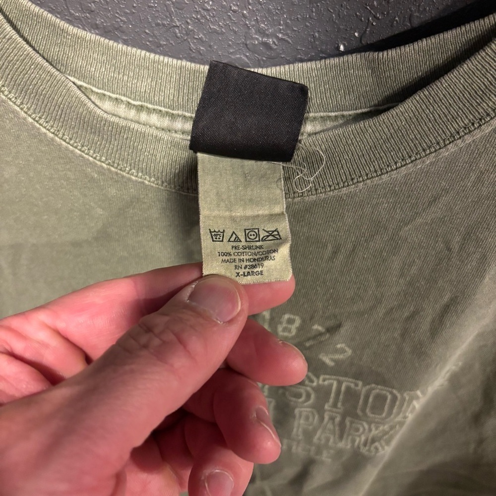 Yellowstone National Park Olive Green T-Shirt - Picture 3 of 4